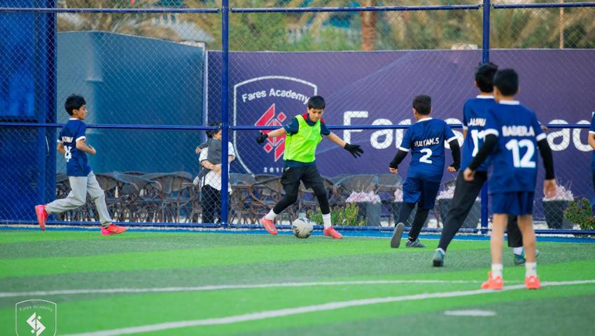 فريق عالم المنجزون لكرة القدم